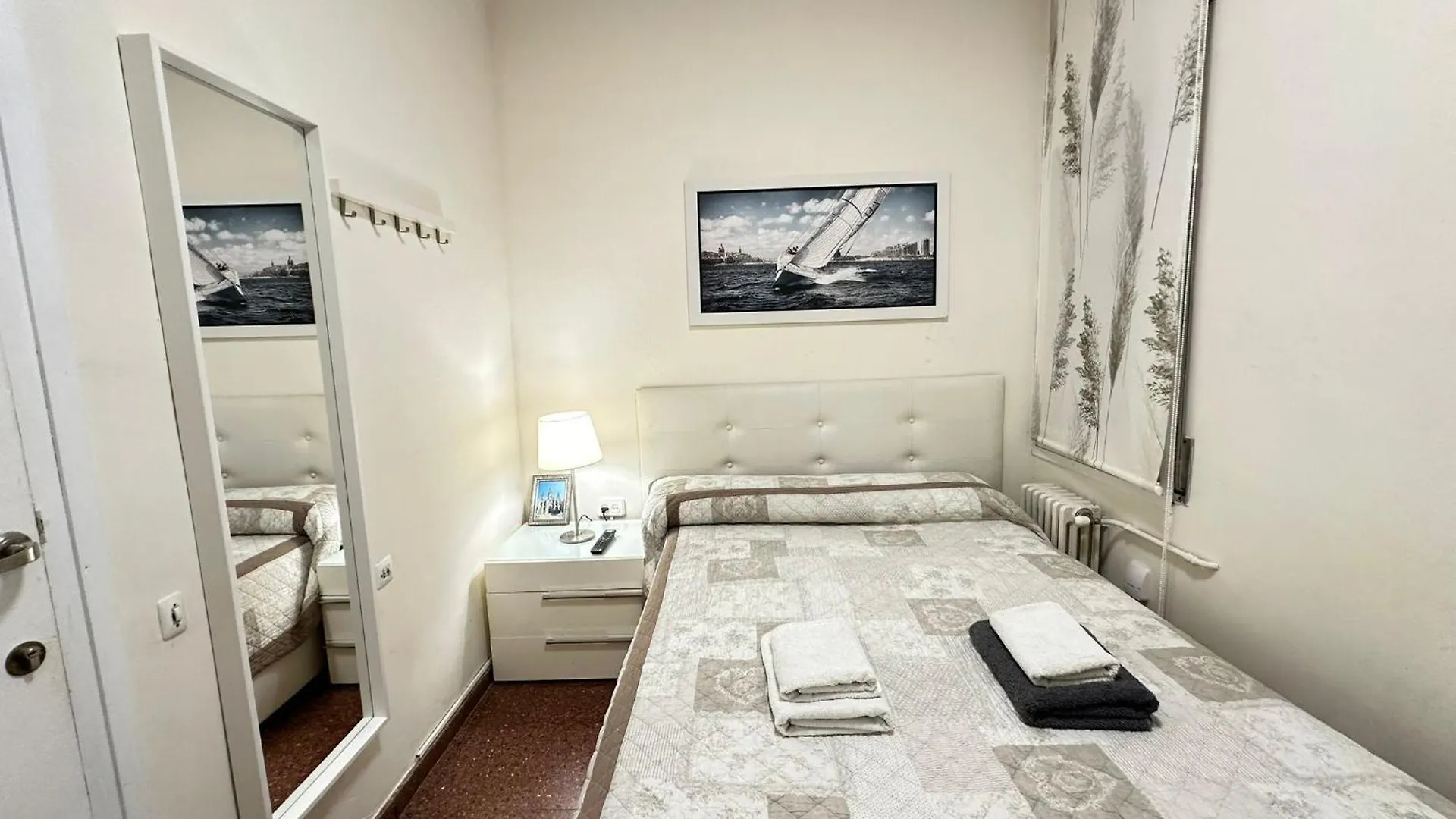 Bed & Breakfast Alojamiento Villademor Barcelona Spain